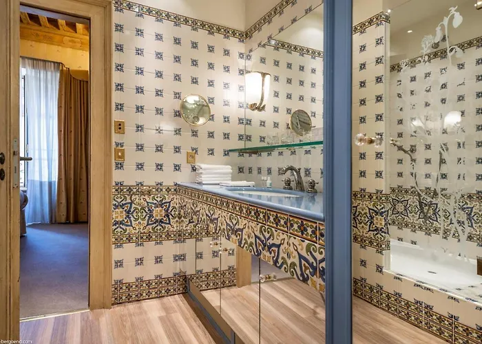 Annecy Historical Center - 165 Square Meter - 3 Bedrooms & 3 Bathrooms